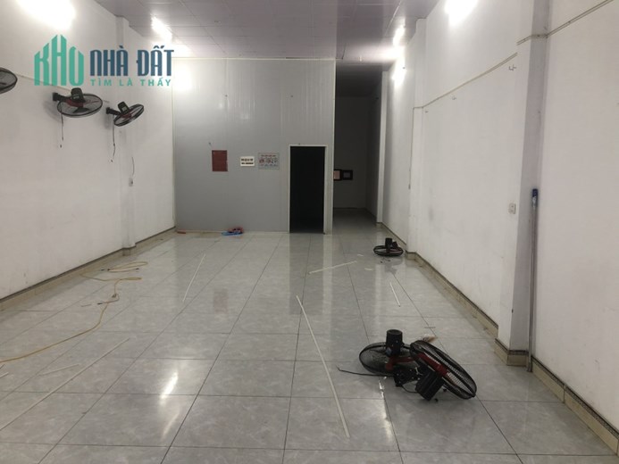 Cho thuê nhà cấp 4 đường Phan Chu Trinh, Khai Quang, Vĩnh Yên 7,5tr/tháng.Liên hệ: 0986.454.393
