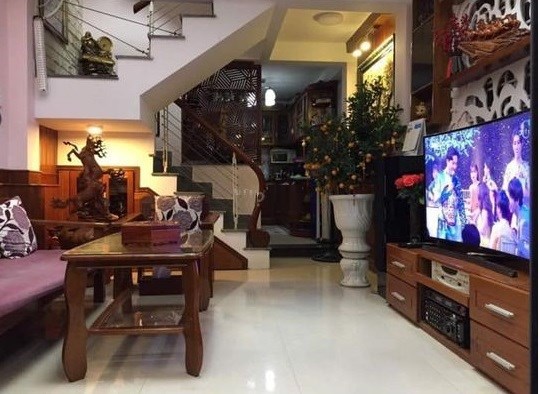 Nhà Hoàng Diệu, Kiệt 7m, 4 tầng, Ở và Cho Thuê riêng, 5.x tỷ