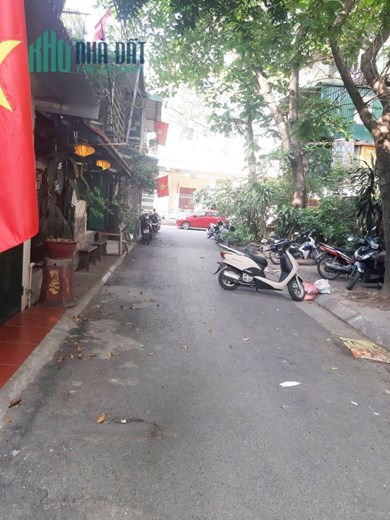 Bán nhà khu TT phố Tạ Quang Bửu giá 1.85 tỷ, 45m2, 2 mặt thoáng