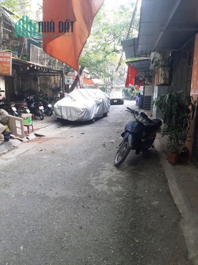 Bán nhà khu TT phố Tạ Quang Bửu giá 1.85 tỷ, 45m2, 2 mặt thoáng