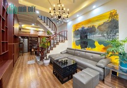 Cho Thuê Nhà Ngã 4 #TRƯỜNG_CHINH Nguyễn Trãi. Có #GARA. Ngõ ô tô đỗ tránh. 5 Ngủ Cực Rộng 15tr