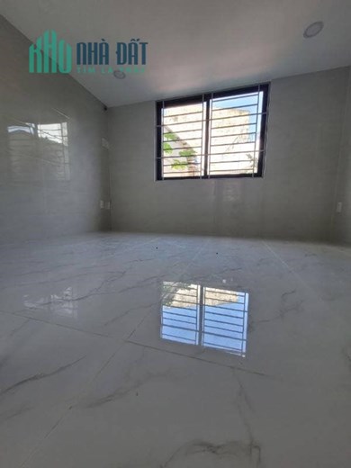 Tặng sập sàn nhà mới Tân Bình khu Phạm Văn Hai chỉ nhỉnh 2 tỷ thôi