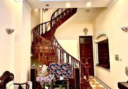 Bán nhà Võ Văn Dũng, Hoàng Cầu, Trần Quang Diệu dt 55m² x 5 T MT 4,2 m ngõ 2 ô tô giá 13,5 tỷ.