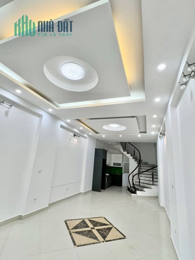 Nhà phân lô ô tô xa la, Hà đông 45m2, 4 ngủ, hơn 5 tỷ.