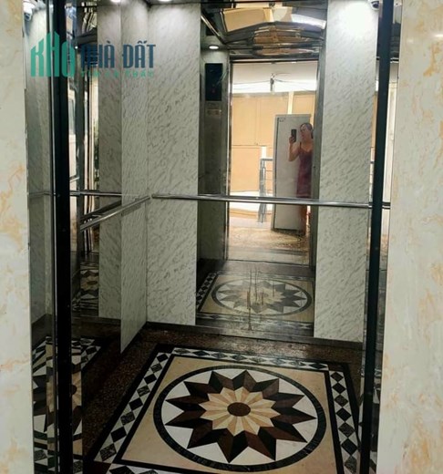 Căn hộ 96 phòng trọ 300tr tháng 377m2 Quận 7 Giá 52tỷ
