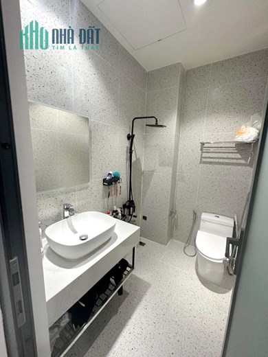 Nhà mới 3 tầng cạnh chợ An Đông đường An Dương Vương P9Q5