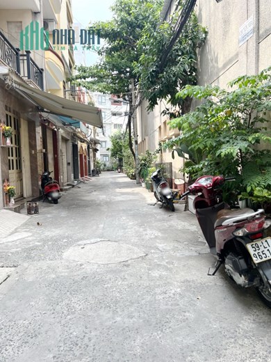 Nhà mới 3 tầng cạnh chợ An Đông đường An Dương Vương P9Q5