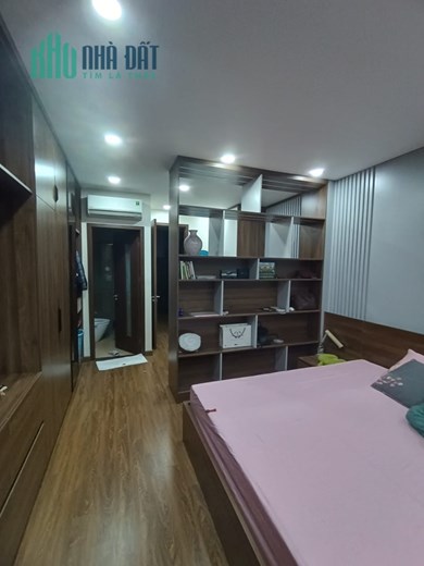 Bán Gấp 7 Tầng Hoàng Cầu, Trần Quang Diệu 52M* MT4.1m, Gara ô tô, Vỉa hè - 17,2 Tỷ.