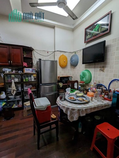Bán nhà Mặt Tiền Đỗ Công Tường,Tân Quý, Tân Phú, 94m2, 4 Tầng, Chỉ 10.6 Tỷ, Giá rẻ.