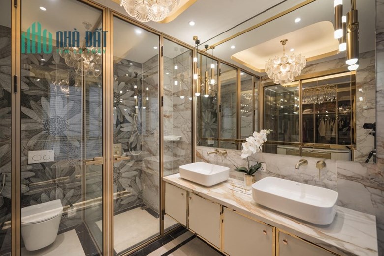 TÀI CHÍNH BẤT ỔN CHỦ CẦN BÁN GẤP KHÁCH SẠN 4* KHU VỰC PHƯỜNG HÀNG BUỒM HOÀN KIẾM HÀ NỘI