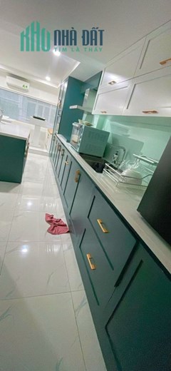 Mặt tiền 32m2 Đường số Vĩnh Hội, Quận 4 giá 10.8 tỷ