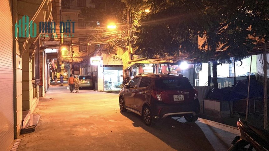 Bán nhà mặt ngõ Nguyễn Chí Thanh,Đống Đa 56m2x4Tầng,Ôtô – kinh doanh, sát phố.giá 10.8 tỷ 0969693855