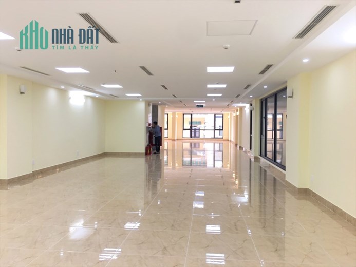 Bán Gấp Tòa Nhà Văn Phòng 9 Tầng Mặt Phố Bạch Mai.DT 281m2, Vị trí ngay ngã tư. Giá 140 TỶ