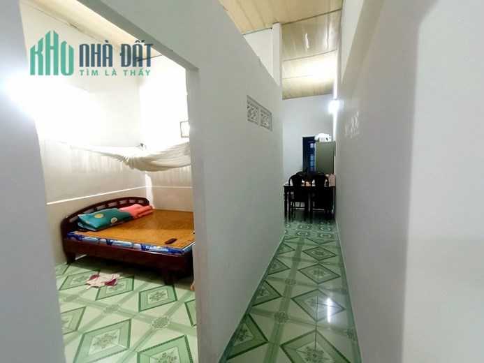 Bán nhà Trưng Nữ Vương, ô tô vào nhà, C4 2pn 90m2 chỉ 3.x tỷ. 0905.880.363