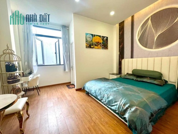 8 tỷ, nhà 2 tầng, 7x15m, tân kiễng, Quận 7, lộ ô tô