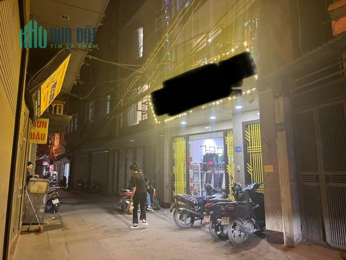 Bán nhà phố Lê Văn Lương, Ngõ oto tránh, 50m2, mt 6m ở hay kinh doanh đều tốt
