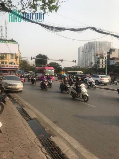 BÁN NHÀ MẶT PHỐ LÁNG- VỈA HÈ KINH DOANH- ĐẦY ĐỦ CÔNG NĂNG - Ở NGAY DT40mx 5Tx MT5.2m, giá 13.3 tỷ