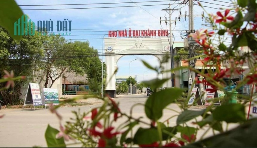 SIÊU HÓT NHÀ PHỐ KHÁNH BÌNH THÀNH PHỐ TÂN UYÊN