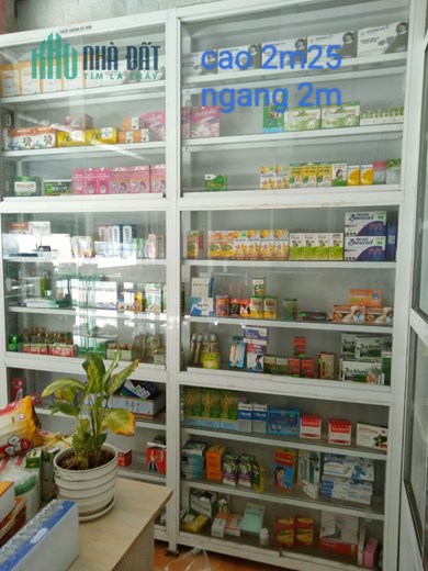 SANG NHƯỢNG NHÀ THUỐC HAI MẶT TIỀN