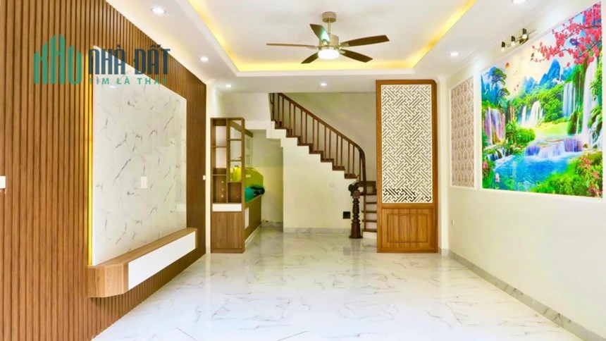 BÁN NHÀ PHÚ THƯỢNG – TÂY HỒ, 5 TẦNG, NỞ HẬU, OTO DỪNG CỬA