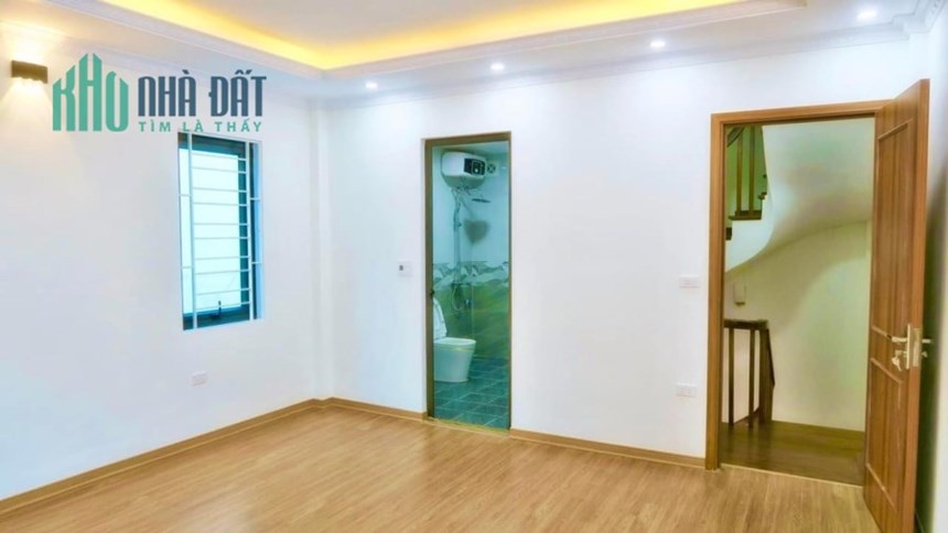 BÁN NHÀ PHÚ THƯỢNG – TÂY HỒ, 5 TẦNG, NỞ HẬU, OTO DỪNG CỬA