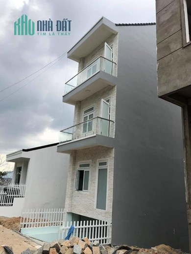 GIẢM GIÁ BÁN NHANH ( Giảm 1 Tỷ ) - Dãy trọ ngay trung tâm đường Thông Thiên Học, Phường 2, Đà Lạt