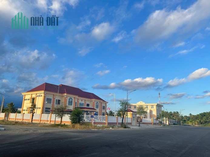BÁN NHANH nền thổ cư vị trí đẹp tại KĐT Happy Home, phường Tân Thành, TP Cà Mau
