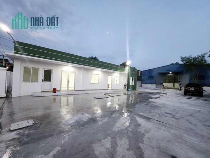 Nhà xưởng An Phước, DT 17 x 46, 300 TC, MT đường chính vào KCN Long Đức