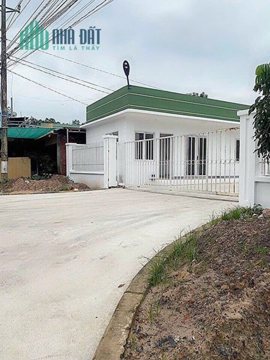 Nhà xưởng An Phước, DT 17 x 46, 300 TC, MT đường chính vào KCN Long Đức