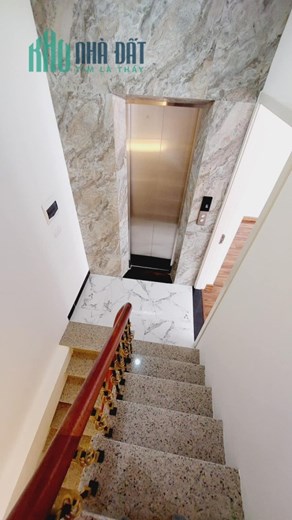 BÁN NHÀ VÕNG THỊ - TÂY HỒ, 35M2, 6 TẦNG THANG MÁY, 80M RA HỒ TÂY
