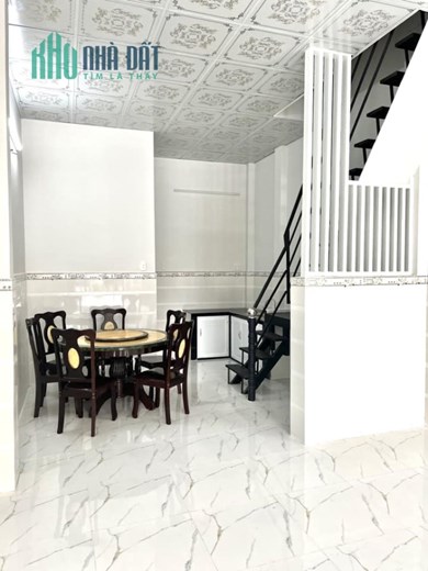 Rẽ nhất khu vực Bình Tân -  MT 6m -  dt 70m2- chỉ 3.8 tỷ