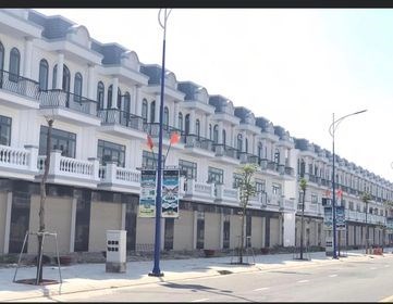 Chính chủ cần bán Nhà phố Dự án Thăng Long Rồng Bay, giá ưu đãi.
