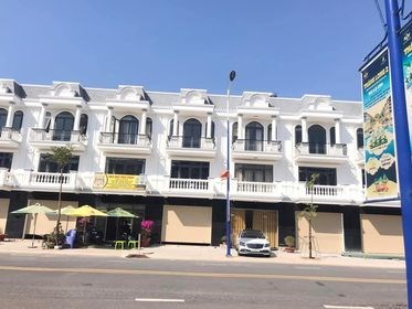 Chính chủ cần bán Nhà phố Dự án Thăng Long Rồng Bay, giá ưu đãi.