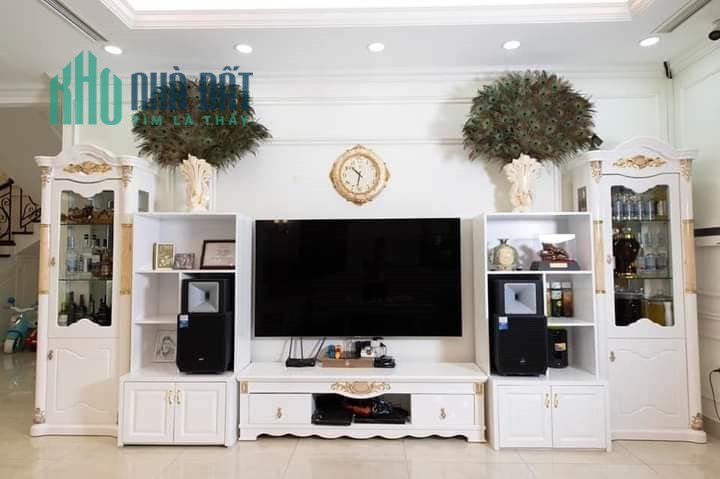 Bán biệt thự mặt phố Hàm Nghi, Lô góc 2 mặt phố, Kinh doanh, vỉa hè siêu lớn, 300m2, MT 30m, 115 tỷ