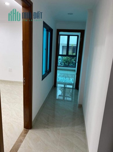 Tòa Văn phòng, Ô tô tránh, TM, KD, mới đẹp Thái Hà, Đống Đa, 61 m2 x7t, mt 5.7 m, 21tỷ9 TLCC