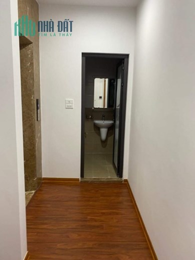 Tòa Văn phòng, Ô tô tránh, TM, KD, mới đẹp Thái Hà, Đống Đa, 61 m2 x7t, mt 5.7 m, 21tỷ9 TLCC