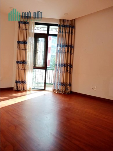 Nhà bán căn góc 4 Tầng đường 12m KDC 13C (Geenlife) - Giá : 8.2 Tỷ