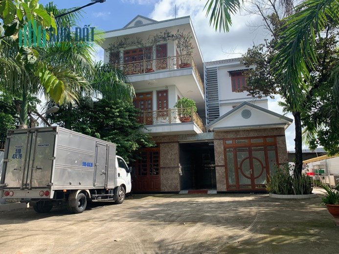 BIỆT THỰ (16*31) 500M2, MT10m, MT đường Trương thị như, Hóc Môn