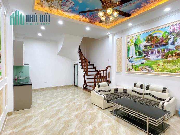 Bán nhà 105 Bạch Mai- 35m2x5T mới, ngõ 3m, ô tô đỗ cửa. Giá 4.5 tỷ CTL