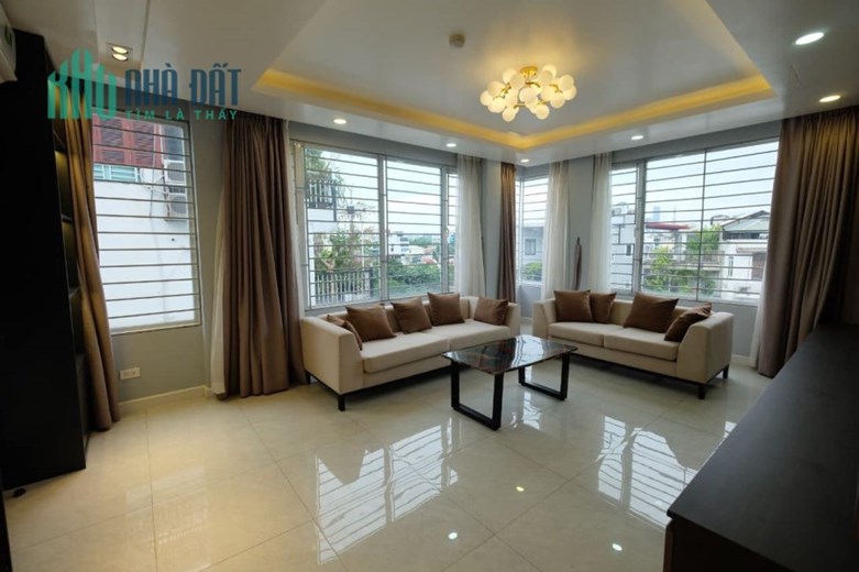 Bán nhà mặt phố Cầu Giấy, Trần Quốc Hoàn 65m, 7 tầng, mt 4.5m. Giá: 25.5 tỷ