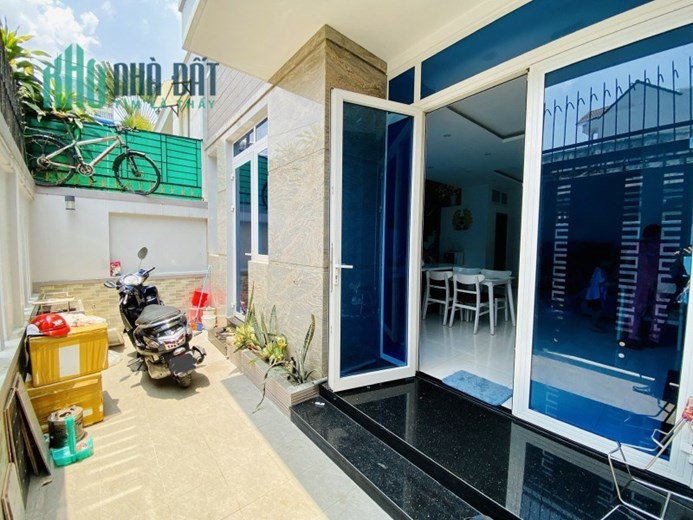 Bán Nhà Lê Đức Thọ Gò Vấp 3 Tầng Xây Dựng 70m2 Giá 5 Tỷ 9
