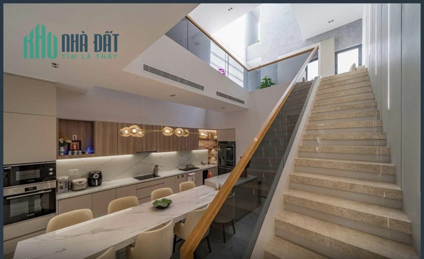 Phân lô ô tô đỗ vỉa hè Ngụy Như Kon Tum - 1 nhà ra phố - 35m2 x 4 Tầng - MT 5m - hơn 9 tỷ