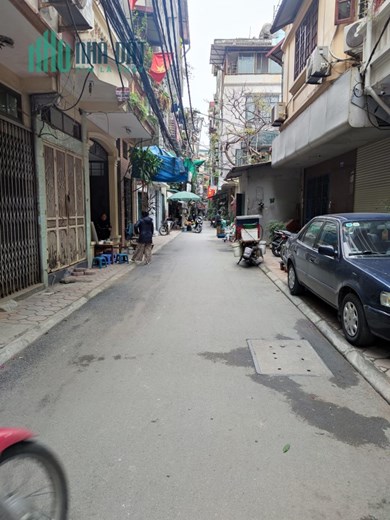 BÁN NHÀ NGÕ PHỐ TÂY SƠN . PHÂN LÔ , Ô TÔ VÀO NHÀ . GIÁ NHỈNH 100TR/M2