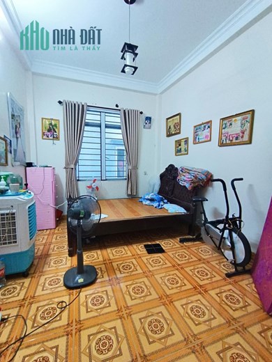 BÁN NHÀ LÒ ĐÚC- THOÁNG TRƯỚC SAU- 4 NGỦ- GẦN PHỐ Ở NGAY- 40M2- NHỈNH 4 TỶ