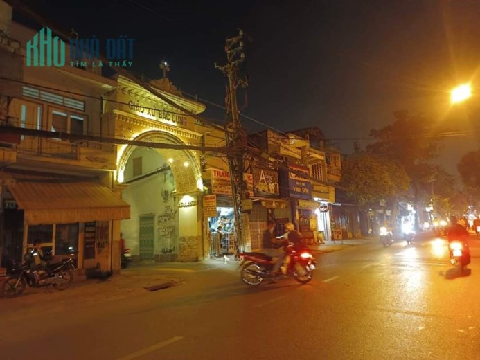 NGỘP NGÂN HÀNG BÁN GẤP NHÀ CẤP 4 TIỆN XÂY MỚI HẺM 3M THỐNG NHẤT P15 GÒ VẤP - 100M2 - 3 TỶ 1 CÒN