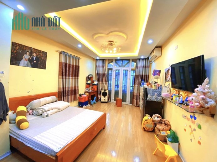 💥 Bán nhà Mặt phố Khâm Thiên, 36m2 6T, Siêu Kinh doanh, Chỉ 13.4 Tỷ 💥