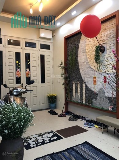 Bán nhà phố Ngộ Gia Tự, Lô góc, ô tô, Full nội thất, 50 m2, chỉ 7 tỷ.