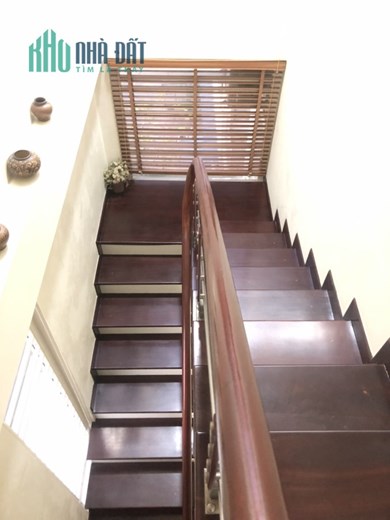 Bán nhà phố Ngộ Gia Tự, Lô góc, ô tô, Full nội thất, 50 m2, chỉ 7 tỷ.