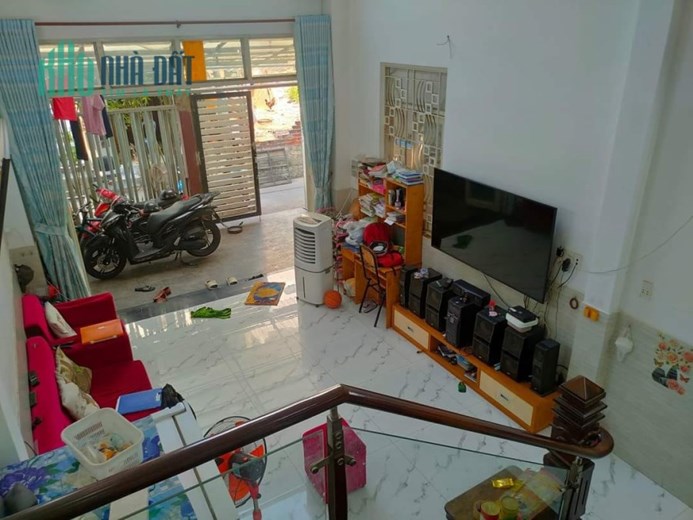 🍎 Bán nhà đường Hồ Học Lãm, Bình Tân, Hẻm xe hơi, 5mx14m, 2 tầng mới đẹp - 4,1 tỷ