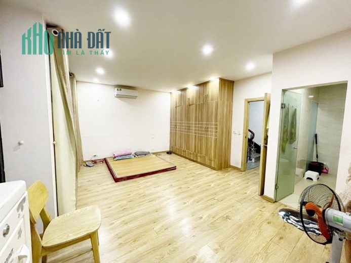 Bán nhà mặt ngõ phố Vương Thừa Vũ 37m2 5 tầng mặt tiền 4.5m LÔ GÓC  ngõ thông nhỉnh 5 tỷ lh